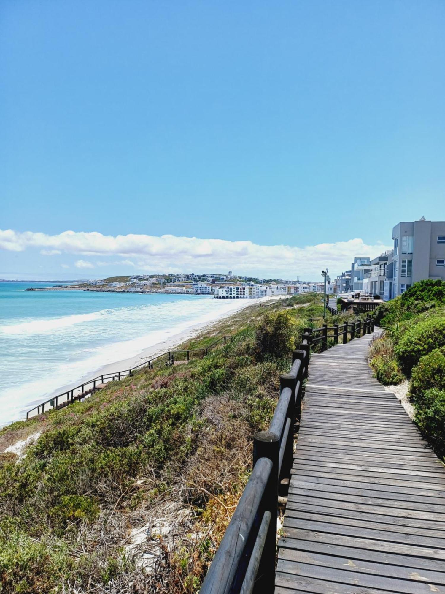 Langebaan Beach Towers Exteriör bild