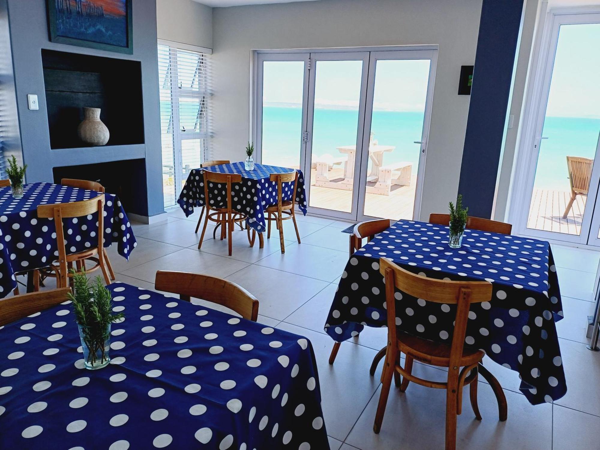 Langebaan Beach Towers Exteriör bild